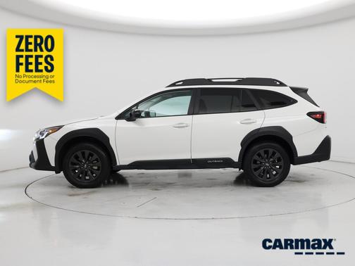 White 2025 Subaru Outback Onyx Edition