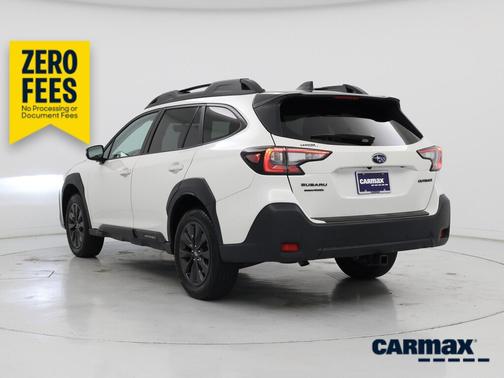 White 2025 Subaru Outback Onyx Edition
