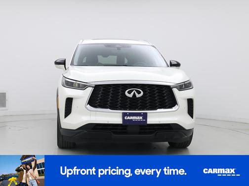 White 2023 INFINITI QX60 Luxe