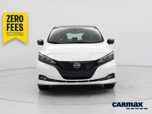 White 2024 Nissan Leaf SV Plus