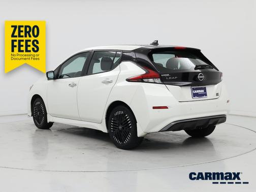 White 2024 Nissan Leaf SV Plus