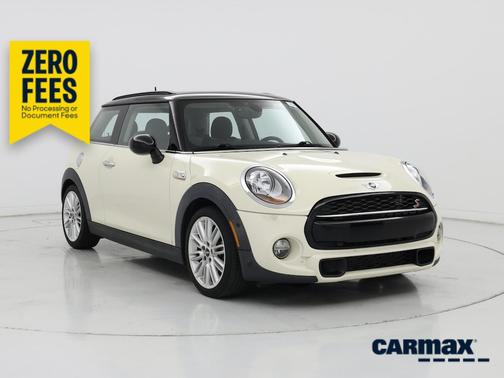 White 2018 MINI Hardtop S