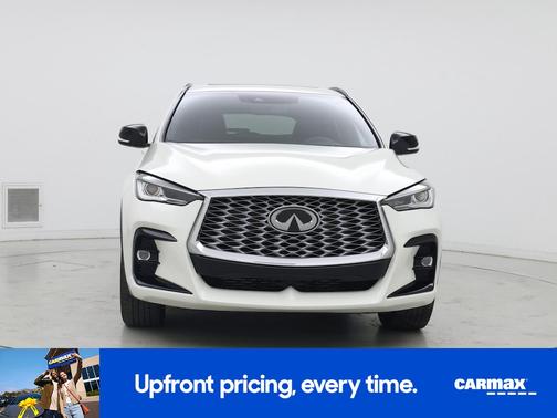 White 2023 INFINITI QX55 Luxe