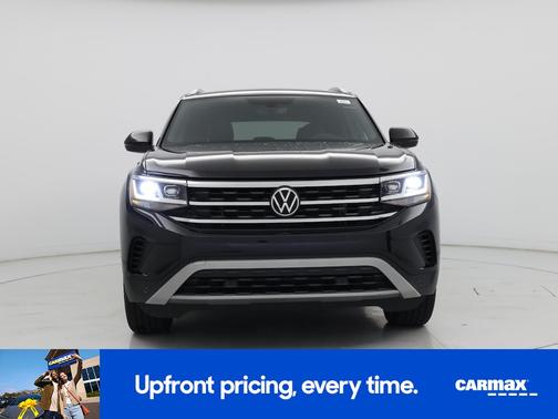 Black 2022 Volkswagen Atlas Cross Sport SE w/Tech