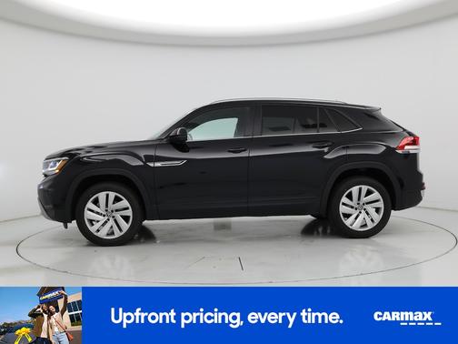 Black 2022 Volkswagen Atlas Cross Sport SE w/Tech