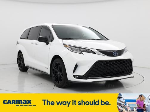 2021 Toyota Sienna XSE