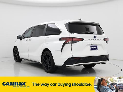 2021 Toyota Sienna XSE
