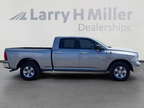 Billet Silver Metallic Clearcoat 2019 RAM 1500 Classic SLT