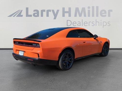 PEEL OUT 2026 Dodge Charger Scat Pack