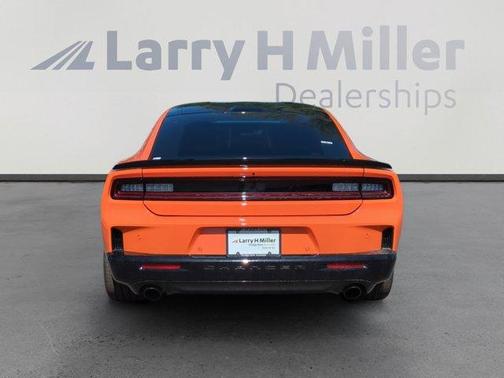 PEEL OUT 2026 Dodge Charger Scat Pack