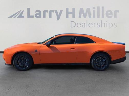 PEEL OUT 2026 Dodge Charger Scat Pack