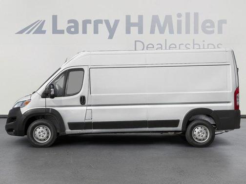 Bright White Clearcoat 2026 RAM ProMaster 2500 High Roof
