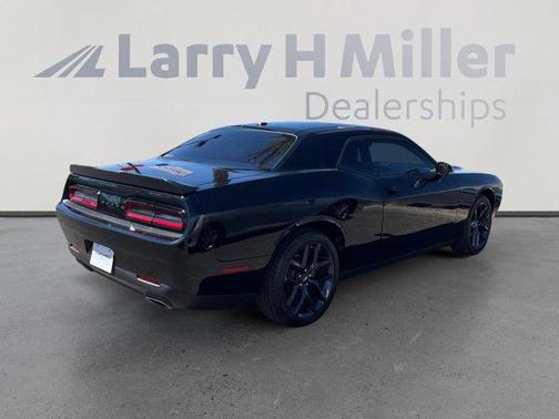 Pitch Black Clearcoat 2023 Dodge Challenger SXT