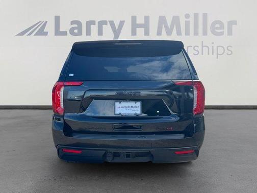 Onyx Black 2021 GMC Yukon AT4