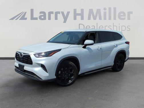 2022 Toyota Highlander L