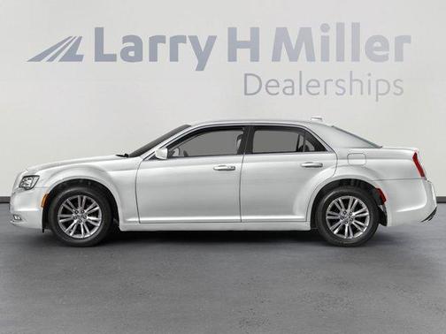 2022 Chrysler 300 S