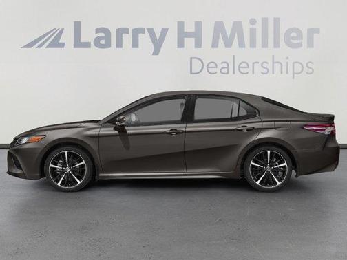 Red Metallic 2018 Toyota Camry XSE