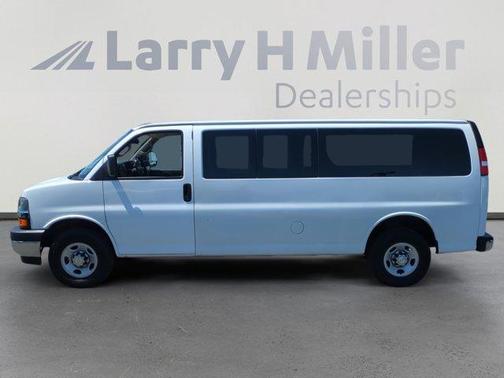 2022 Chevrolet Express 3500 LT