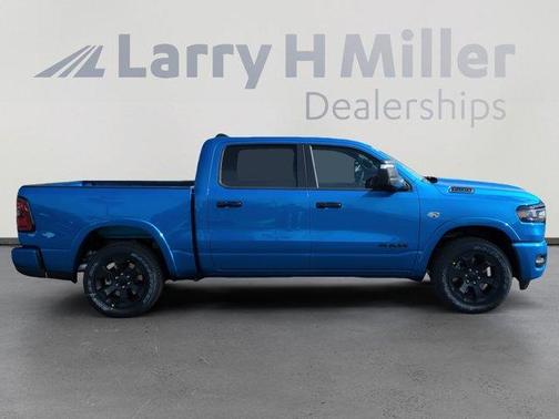 Hydro Blue Pearlcoat 2026 RAM 1500 Big Horn