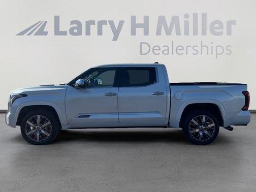 2023 Toyota Tundra Hybrid Capstone