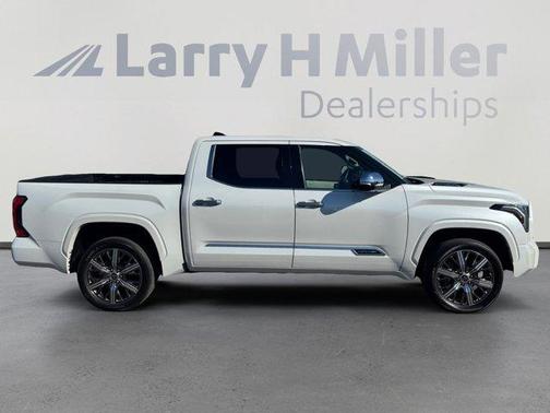 2023 Toyota Tundra Hybrid Capstone