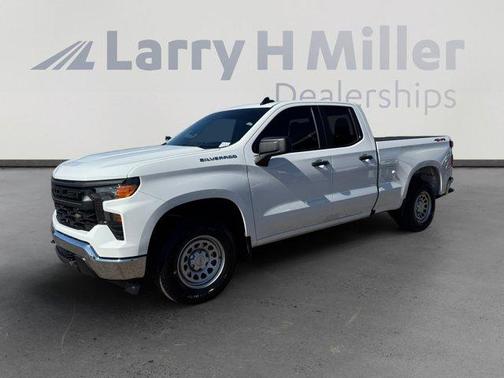 Summit White 2025 Chevrolet Silverado 1500 WT