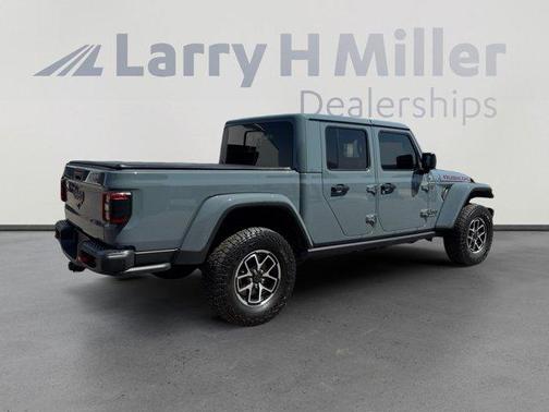 Anvil Clearcoat 2025 Jeep Gladiator Rubicon