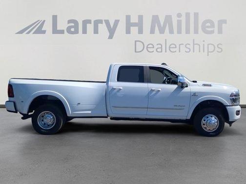 2026 RAM 3500 Limited