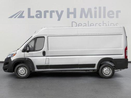 Bright White Clearcoat 2026 RAM ProMaster 2500 High Roof