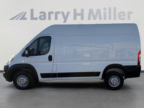 2025 RAM ProMaster 1500 Base