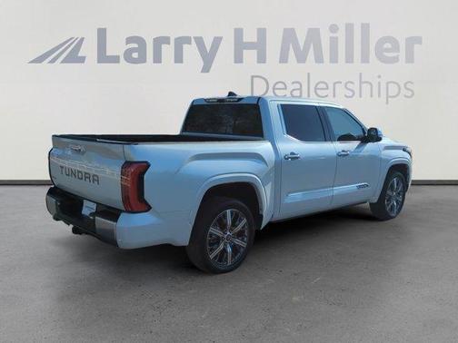 2023 Toyota Tundra Hybrid Capstone