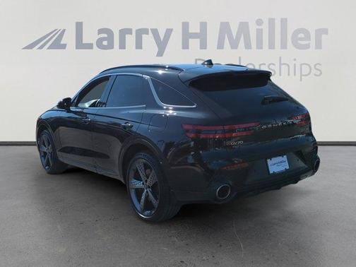 2023 Genesis GV70 2.5T
