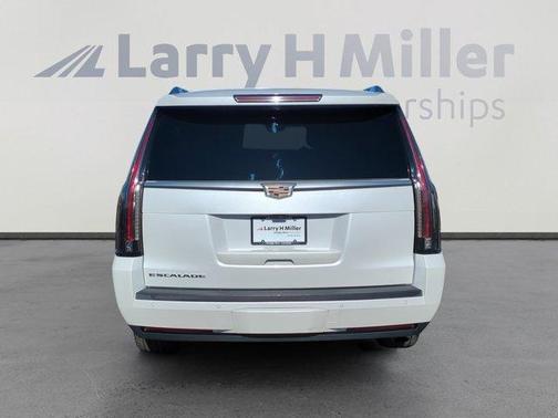 2019 Cadillac Escalade ESV Platinum