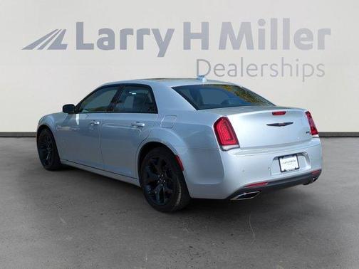 2023 Chrysler 300 S