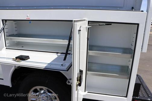 Bright White Clearcoat 2026 RAM 2500 Tradesman