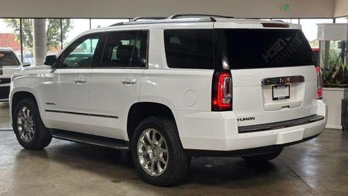 White 2016 GMC Yukon Denali