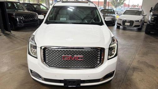 White 2016 GMC Yukon Denali