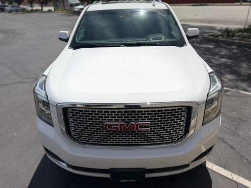 White 2016 GMC Yukon Denali
