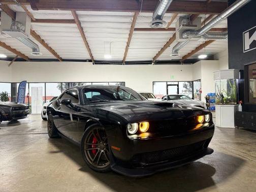 2015 Dodge Challenger SRT Hellcat