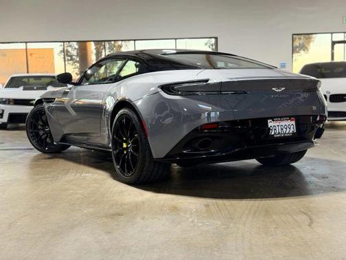 2019 Aston Martin DB11 AMR