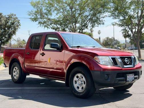 Cayenne Red 2016 Nissan Frontier S