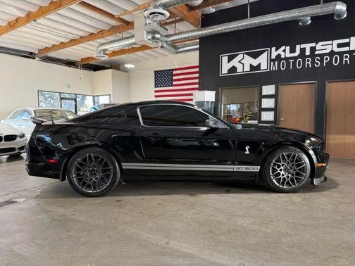 2014 Ford Shelby GT500 Base