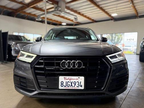 Monsoon Gray Metallic 2019 Audi Q5 2.0T Premium Plus