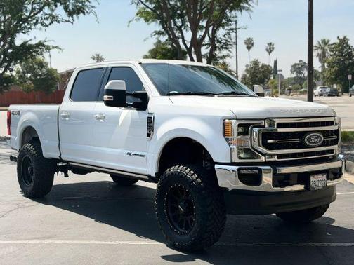 White 2021 Ford F-250 Lariat