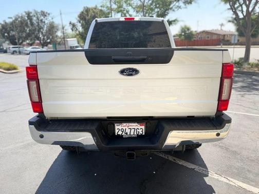 White 2021 Ford F-250 Lariat