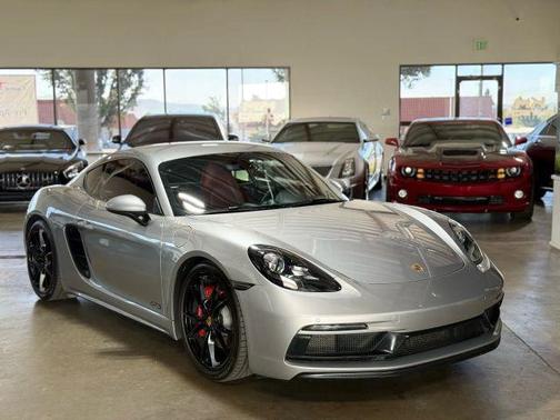 2018 Porsche 718 Cayman GTS