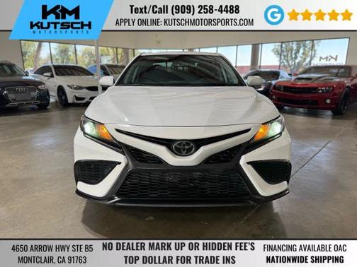 2022 Toyota Camry SE