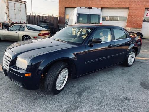 2005 Chrysler 300 Base