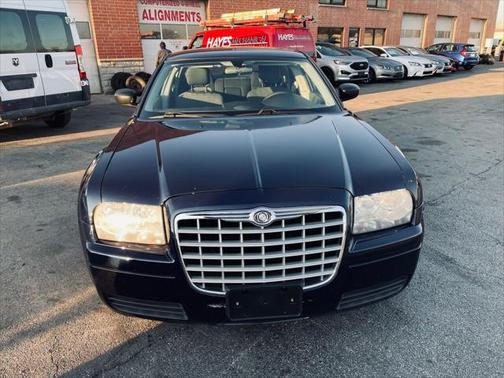 2005 Chrysler 300 Base