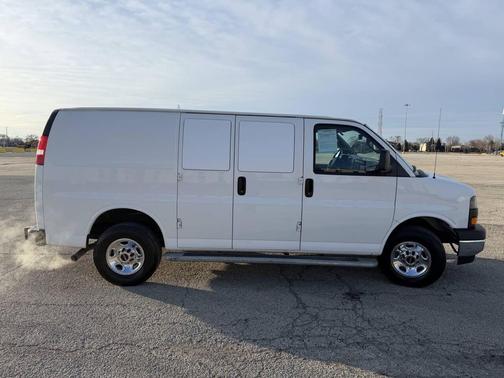 2024 GMC Savana 2500 Work Van